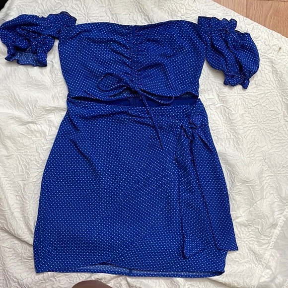 Lucy in the sky dress - Picture 2 of 4